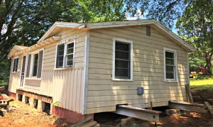 House on Beams - House Mover