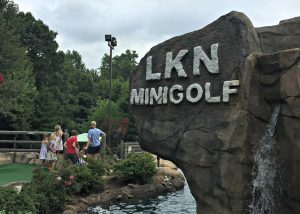 A Day of Minigolf