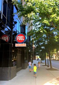 Fuel Pizza - Gigantism