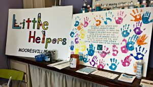 Little Helpers Give