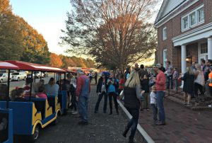 Crowd Gathers